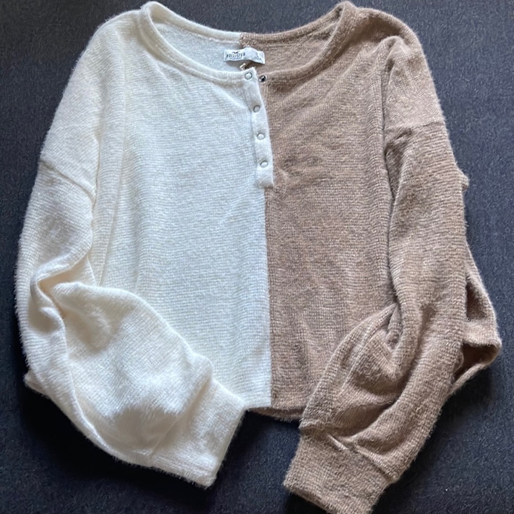 Hollister two sided shirt